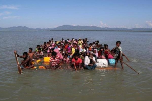 نشطاء: تقطع السبل بما لا يقل عن 100 من الروهينجا على متن قارب قبالة الهند