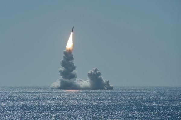 كوريا الشمالية تُطلق صاروخين باليستيين قبل يومين في البحر الشرقي - رويترز
