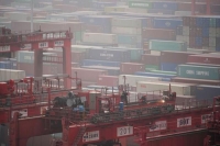 لا يزال مالكو السفن الصينيون يعتمدون على شركات التأمين الغربية - رويترز