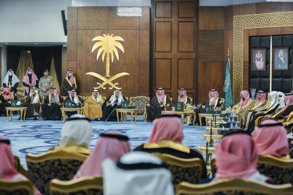 الأمير سعود بن نايف يستقبل مسؤولي الدوائر الحكومية والمسؤولين - إمارة الشرقية على تويتر