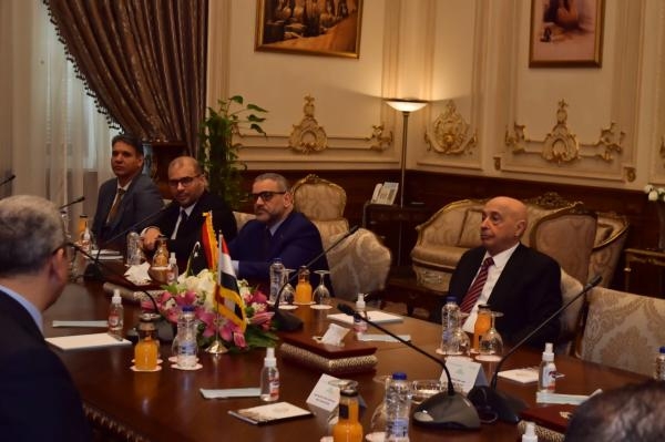 رئيسا مجلسي النواب والدولة في ليبيا يلتقيان بمفاوضات احتضنتها القاهرة - اليوم