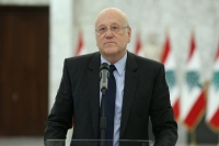 رئيس حكومة لبنان يعقد جلسة لمجلس الوزراء