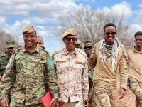 قيادات الجيش الصومالي يتفقدون المناطق بعد تطهيرها من الإرهابيين- اليوم