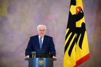 الرئيس الألماني يناشد المجتمع الدولي الكفاح لأجل الحرية