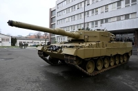 "شولتس" يكشف أسباب عدم تزويد أوكرانيا بدبابات ليوبارد