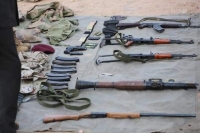 السودان.. ضبط خلية تتاجر بالأسلحة و"الزي العسكري" في جنوب دارفور