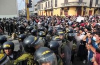 مع انتشار الاحتجاجات.. بيرو تعتقل 200 شخص في ليما