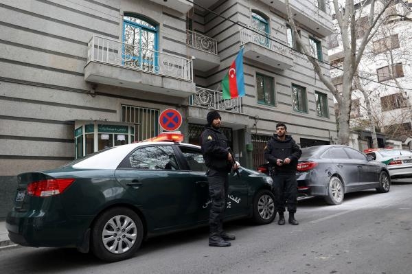 سفارة أذربيجان في طهران بعد الهجوم الإرهابي الذي نفذه مسلح - رويترز