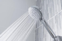 الاستحمام بماء بارد مفيد للصحة ويناسب الرياضيين- مشاع إبداعي