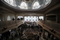 انفجار مسجد بيشاور تسبب في خسائر جسيمة بالأرواح - رويترز 