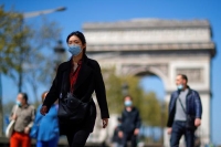 فرنسا تسجل 9297 إصابة جديدة بفيروس كورونا و96 وفاة
