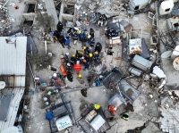 تسبب زلزال تركيا في تدمير آلاف المنازل وأودى بحياة أكثر من 24 ألف مصاب حتى اليوم الخامس من وقوعه- رويترز