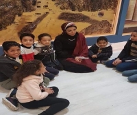 مي عبد الهادي تحكي قصص السيرة النبوية للأطفال في الجناح السعودي بمعرض القاهرة للكتاب - اليوم
