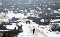 الطقس شديد البرودة.. نشطاء: السكان في شمال غرب سوريا بحاجة إلى خيام للمأوى