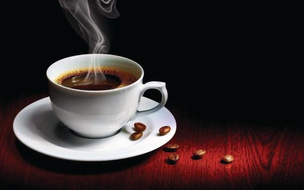 شرب القهوة بانتظام وفق ضوابط يحمي من الأمراض المزمنة- اليوم