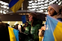 مسيرة بكندا للتضامن مع أوكرانيا في ذكرى مرور عام على الحرب - رويترز