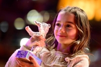 الطفلة صوفيا أوتيرو حصلت على جائزة أفضل أداء تمثيلي - د ب أ