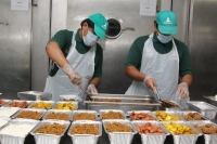 الجمعية تعزز تقليل الهدر وتحويل ذلك إلى مصدر طعام آمن للمحتاجين في مكة - حساب الجمعية على تويتر