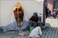 الزلزال زاد هموم الشعب التركي الذي يعاني من تأثيرات كورونا - رويترز