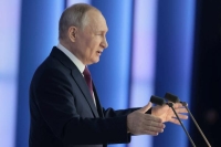 الرئيس الروسي فلاديمير بوتين لم يعلن بعد نيته خوض الانتخابات القادمة - رويترز