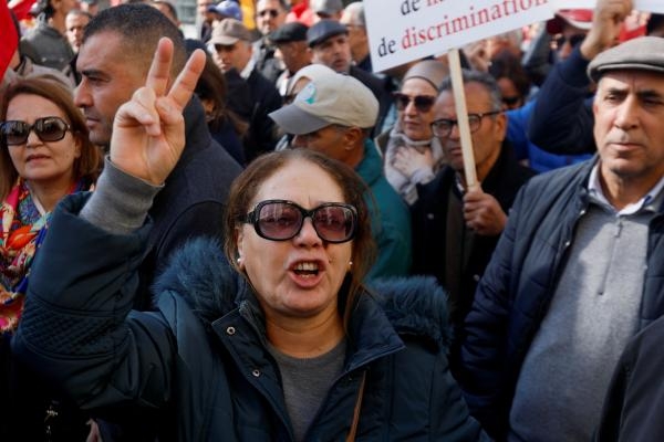التظاهرات الأخيرة التي نظمها اتحاد الشغل في تونس- رويترز