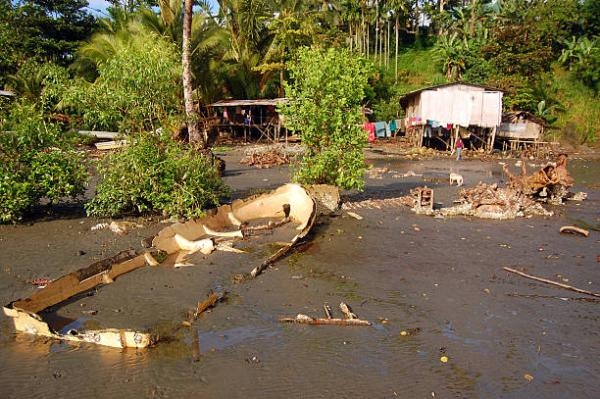 زلزال بقوة 5.8 درجة يضرب بابوا غينيا الجديدة