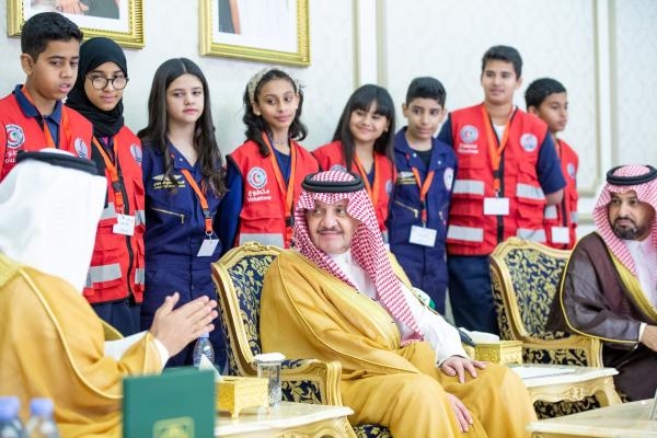 أمير المنطقة الشرقية يدشن خدمة الإسعاف الجوي للخدمات الطبية الطارئة - إمارة الشرقية على تويتر