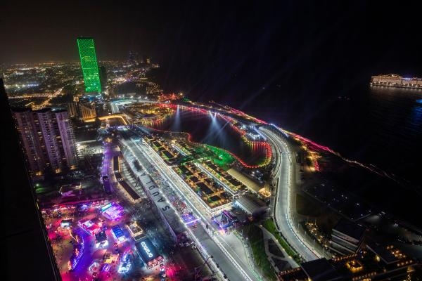 حلبة كورنيش جدة جاهزة لاستضافة فورمولا 1 بعد 9 أيام