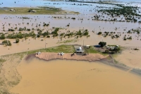 منظر جوي لمياه الفيضانات فوق بوركيتاون، كوينزلاند بأستراليا - د ب أ 