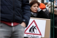 الإضرابات مستمرة في المصافي والمستودعات الرئيسية التابعة لشركة توتال إنرجيز في فرنسا - رويترز