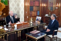 قيس سعيد خلال لقاء مع توفيق شرف الدين- صفحة الرئاسة التونسية على فيسبوك
