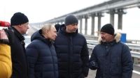 بوتين خلال زيارته إلى مدينة ماريوبول الأوكرانية - موقع eurozpravy