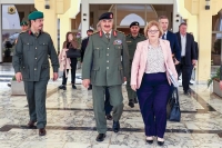 قائد الجيش الليبي يستقبل مساعدة وزير الخارجية الأمريكية - اليوم