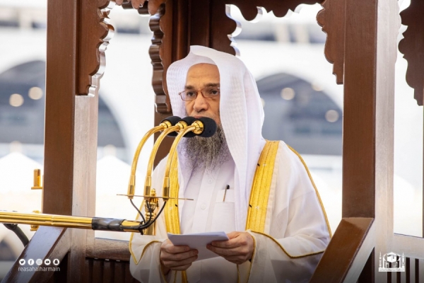 خطيب المسجد الحرام يدعو للإكثار من الطاعات - حساب رئاسة شؤون الحرمين