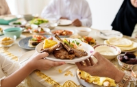 تتسبب بعض الاطعة في مشكلات صحية حال تناولها على الإفطار في رمضان- مشاع إبداعي