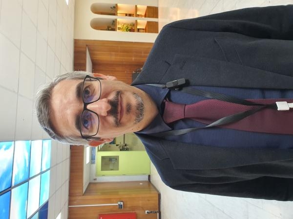 الدكتور حسام الجنيد نائب رئيس قسم طب العائلة والعيادات الشاملة بمستشفى الملك فيصل التخصصي بالرياض - اليوم