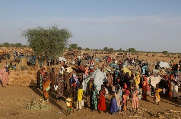 الجيش السوداني يتهم الدعم السريع بنهب البنوك والمحال وسرقة ممتلكات المواطنين