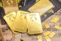 مع ترقب بيانات التضخم الأمريكية.. استقرار الذهب في المعاملات الفورية