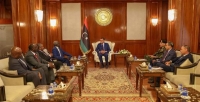 عبد الحميد الدبيبة خلال لقائه السفير السوداني لدى ليبيا - حساب إدارة الإعلام والاتصال الحكومي - ليبيا على تويتر
