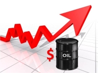 النفط يغلق مرتفعًا دولارين مدفوعًا بتفاؤل إزاء سقف ديون أمريكا والطلب