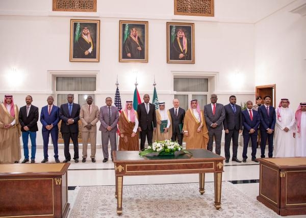 المملكة وأمريكا تعلنان توقيع اتفاقية لوقف إطلاق النار في السودان