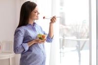 التغذية السليمة تعزز صحة المرأة الحامل - اليوم