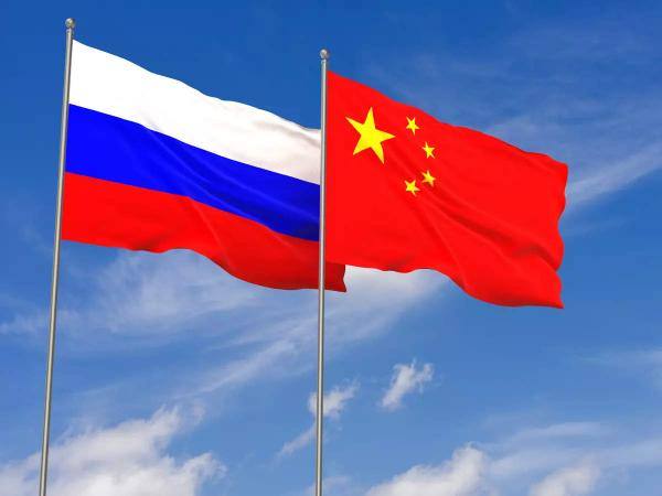 اتفاق على تعزيز التضامن والتعاون بين الصين وروسيا