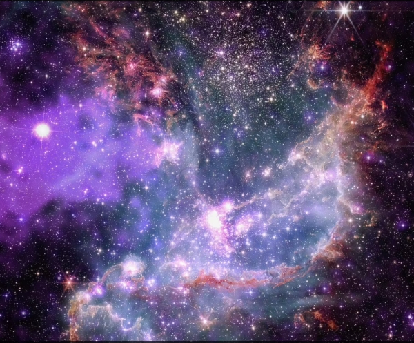 NGC 346 هو عنقود نجمي في سحابة ماجلان الصغيرة- ناسا