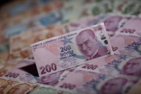 الانتخابات التركية.. الليرة تنخفض لـ20.05 مقابل الدولار بعد فوز أردوغان