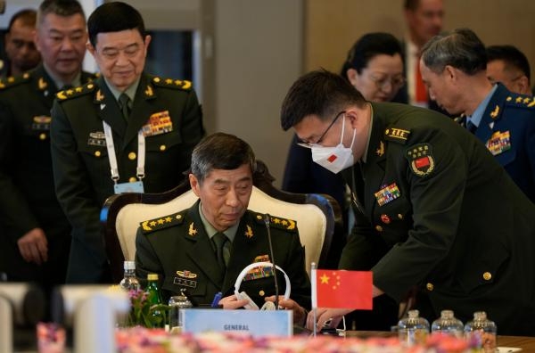 وزير الدفاع الوطني لجمهورية الصين الشعبية لي شانغ فو - موقع The Wall Street Journal