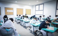 "التعليم" تحذر من تقديم تلميحات للطالب توحي بالإجابة أثناء الاختبارات