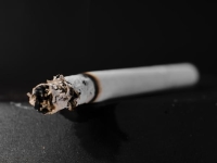 صداع وتقلب المزاج.. نصائح "الصحة" لمواجهة الأعراض الانسحابية للتدخين