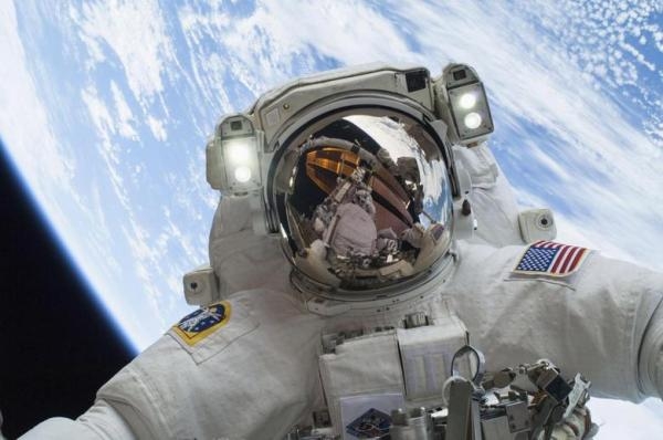 مخاطر السفر إلى الفضاء - رويترز