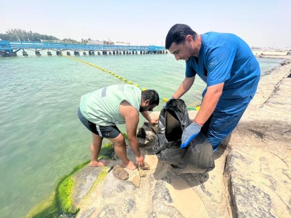حملة تنظيف شواطئ جدة - اليوم 